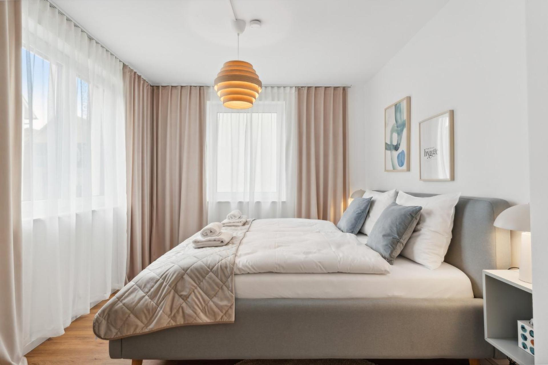 Deluxe Apartment In Bielefeld City Mit Parkplatz Und Balkon Bagian luar foto